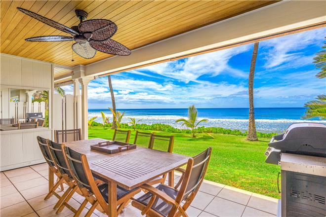 Lahaina condo rental: Puamana - 3BR Condo Ocean Front #254-2