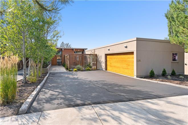 Bend condo rental: Reserve Camp - 2BR Condo Mountain View #25