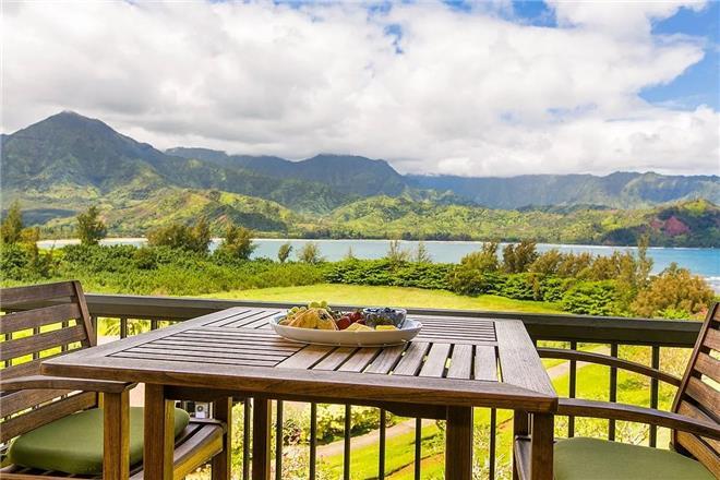 Princeville condo rental: Hanalei Bay Resort - 3BR Condo Beach View #4301/2