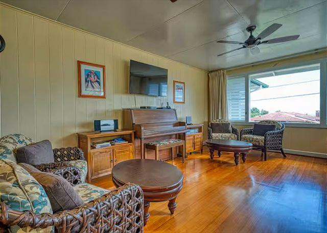 Hilo vacation rental: Hale Ulu Hale Ulu Kealoha - 4BR Home