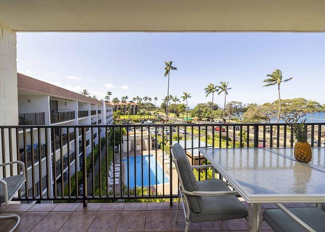 Maui Parkshore - 2BR Condo Ocean View King #404 photo 4