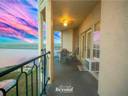 Round Rock condo rental: Island Castle - 2BR Condo