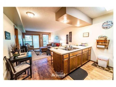 Reeds Spring condo rental: Peaceful & No Stairs near SDC - 2BR Condo #5