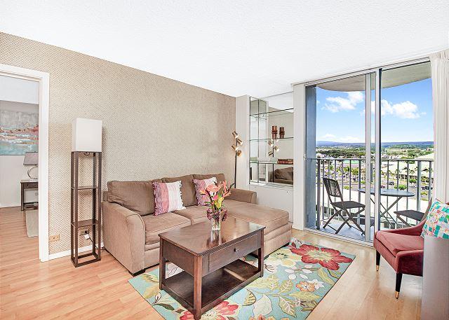 Hilo condo rental: Hilo Lagoon Center - 2BR Condo #707