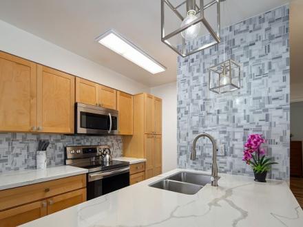 Fairway Terrace - 2BR Condo #H208