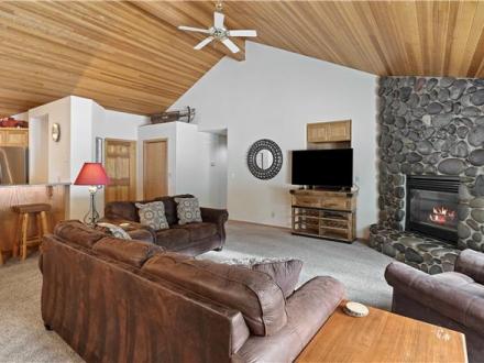 8 Filbert - 4BR Home