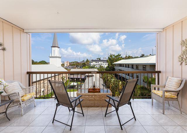 Kailua Kona condo rental: Kona Plaza - 1BR Condo King #414