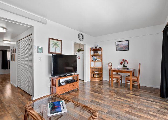 Kona Plaza - 1BR Condo King #414 photo 5