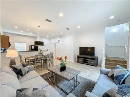 Kissimmee vacation rental: Amazing Townhouse close to Disney - 2BR Townhome