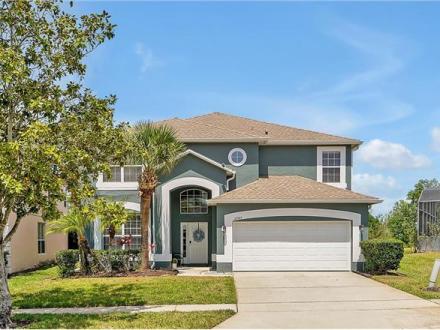 Kissimmee vacation rental: Emerald Island Resort Pool & Spa - 6BR Home