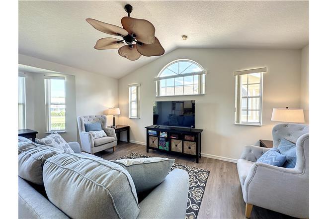 Kissimmee condo rental: Lovely 3 bed Condo Near Disney Quiet Community - 3BR Condo #D