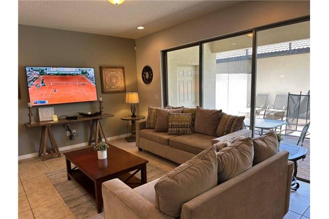 Kissimmee vacation rental: Lovely 5BR Townhouse at Windsor at Westside - 5BR Townhome