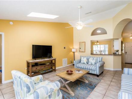 Davenport vacation rental: Three Bedroom 2 Bathroom Disney Vacation Home - 3BR Home