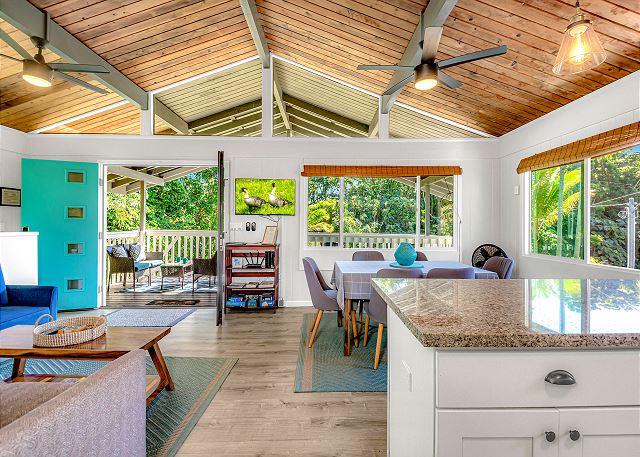 Hilo vacation rental: Nene Hideaway - 2BR Home King