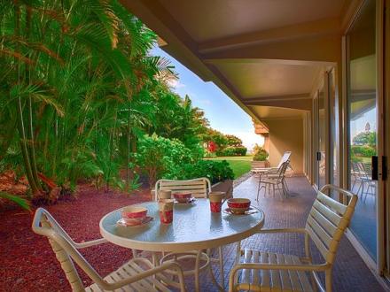 Lahaina condo rental: Whaler 123 Garden Ocean View Special Pricing