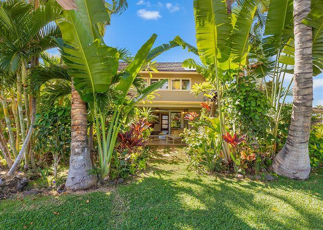 Lahaina condo rental: Puamana 87-2 Premium Garden View