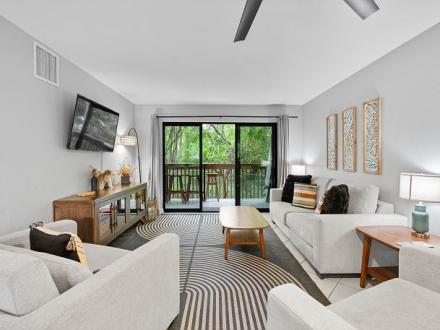 Royal Kahili - 2BR Condo #B204