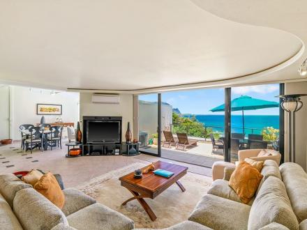 Puu Poa - 2BR Condo Ocean View King #210