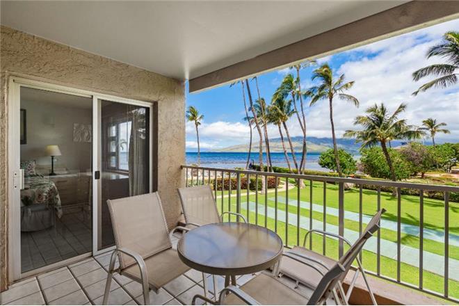 Kihei condo rental: Menehune Shores - 2BR Condo #206