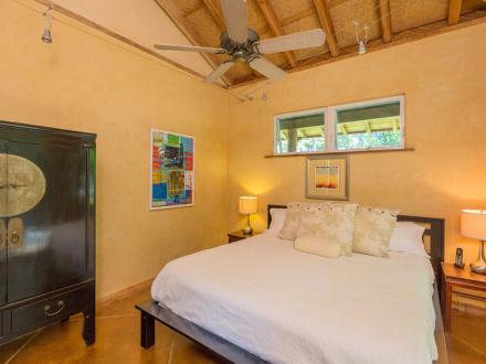 MVP Iolani Guest Cottage - 2BR Home