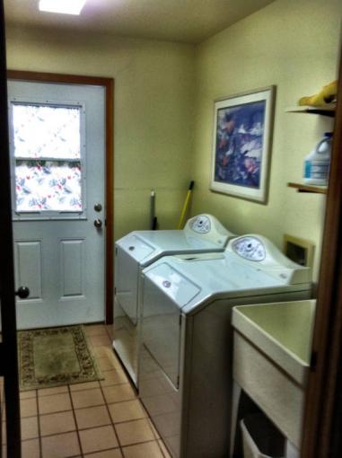 Hibiscus Hale - 4BR Home with Private Pool photo 2