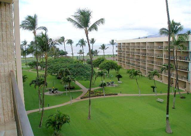 Kihei condo rental: Maui Sunset - 1BR Condo Partial Ocean View #502B