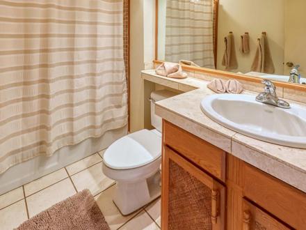 Koa Lagoon - 1BR Deluxe Condo #302