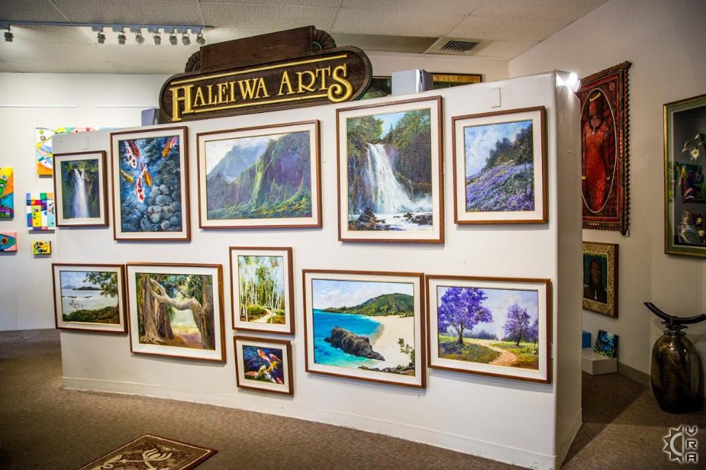Haleiwa Art Gallery in Haleiwa, Oahu, Hawaii | Hawaiian Beach Rentals